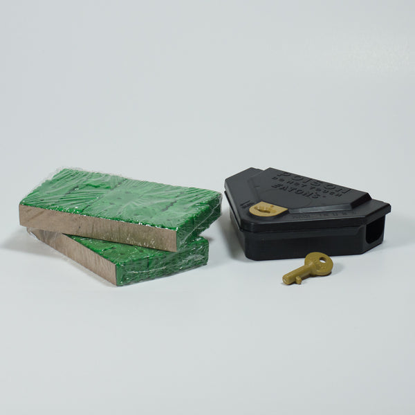 Mouse Bait Blocks including 8 Blocks and a Refillable Bait Station ...